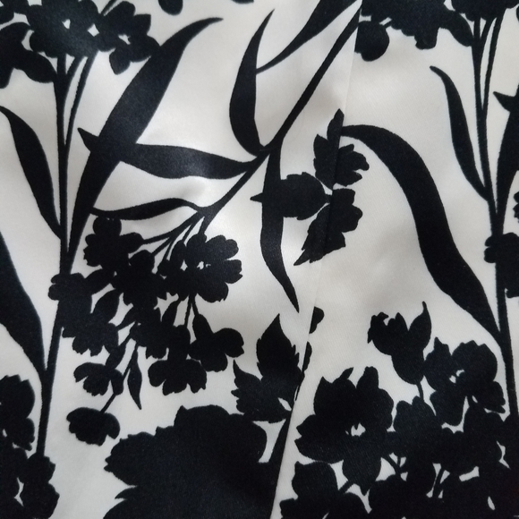 Beautiful Summer dress - Picture 2 of 14